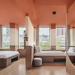 Hotell The Usual 4*