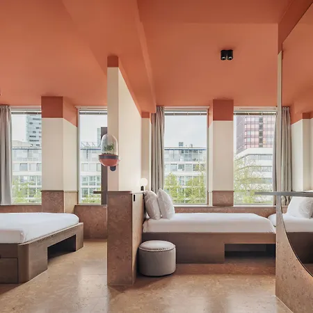 Hotel The Usual 4*
