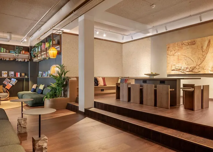 Szálloda The Usual 4*