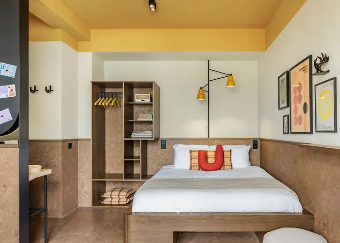 Szálloda The Usual Rotterdam