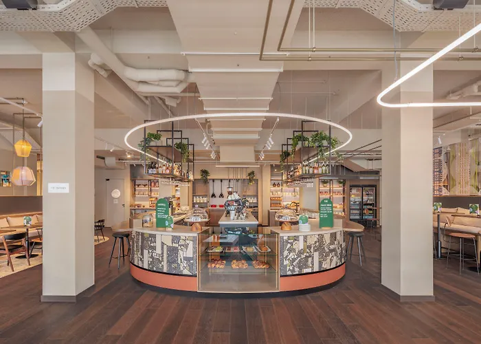 The Usual מלון 4*